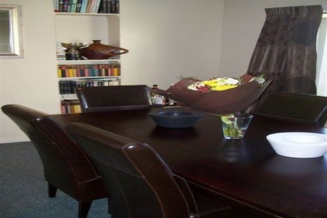 Photo of property in 15 Harrys Way, Redwood, Christchurch, 8051