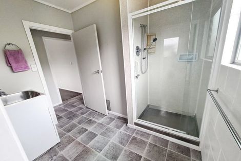 Photo of property in 111 Cutfield Road, Westown, New Plymouth, 4310