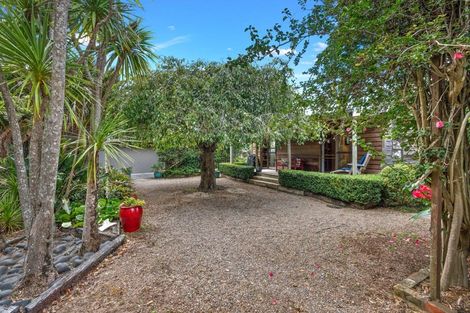 Photo of property in 39 Opahi Bay Road, Mahurangi West, Warkworth, 0983