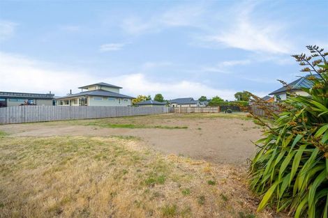 Photo of property in 6 Riverside Lane, Spencerville, Christchurch, 8083