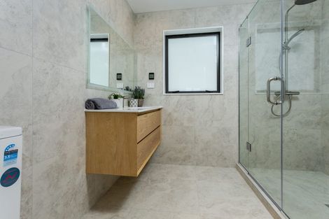 Photo of property in 58 County Road, Torbay, Auckland, 0630