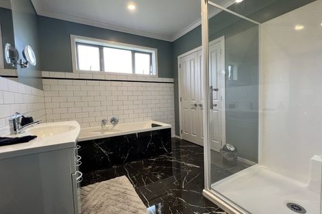 Photo of property in 3-9 Seddon Street, Waikanae, 5036