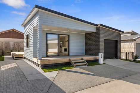Photo of property in 69 Riley Crescent, Papamoa Beach, 3118