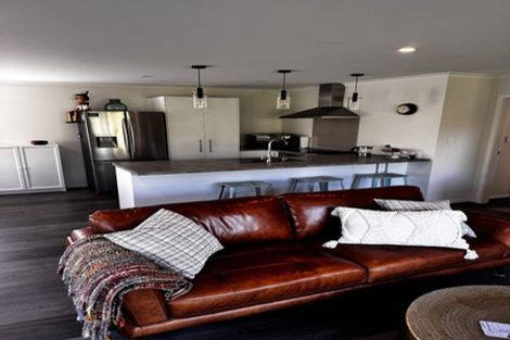 Photo of property in 1 Trinity Lane, Greytown, 5712