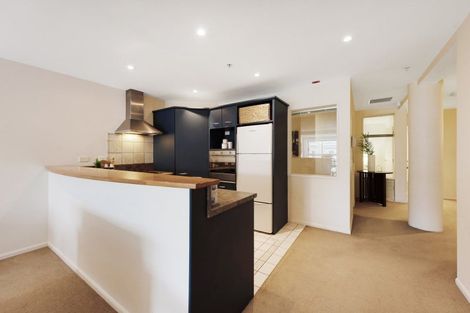 Photo of property in 4c/5 Kent Terrace, Mount Victoria, Wellington, 6011