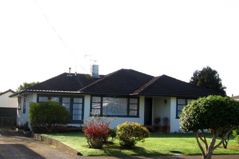 Photo of property in 12 Wincanton Place, Awapuni, Palmerston North, 4412