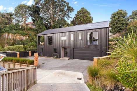 Photo of property in 6e Burns Street, Westown, New Plymouth, 4310