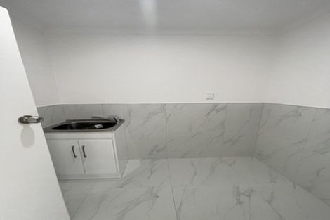 Photo of property in 4a Barnard Place, Manurewa East, Auckland, 2102