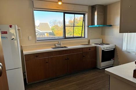 Photo of property in 1/10 Montclare Avenue, Ilam, Christchurch, 8041