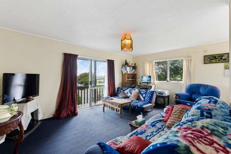 Photo of property in 86 Finlayson Avenue, Clendon Park, Auckland, 2103