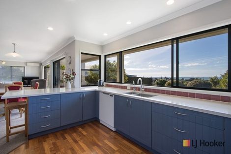 Photo of property in 33 The Crescent, Waihi Beach, 3611