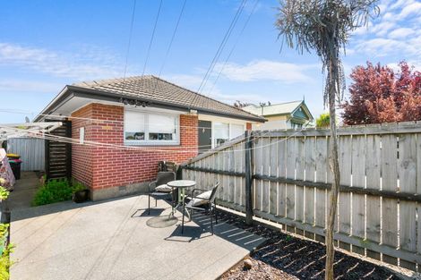 Photo of property in 1/27 Hills Road, Edgeware, Christchurch, 8013