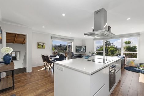 Photo of property in 30 Manuwai Road, Torbay, Auckland, 0630