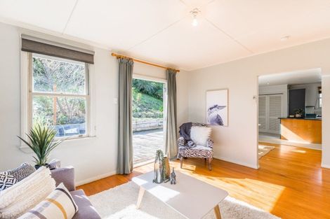 Photo of property in 3 Gates Road, Waikanae Beach, Waikanae, 5036