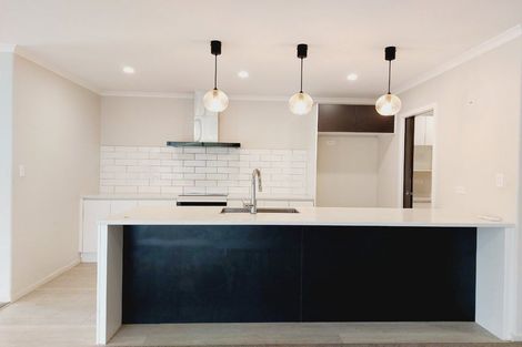 Photo of property in 27 Leathem Crescent, Pokeno, 2402