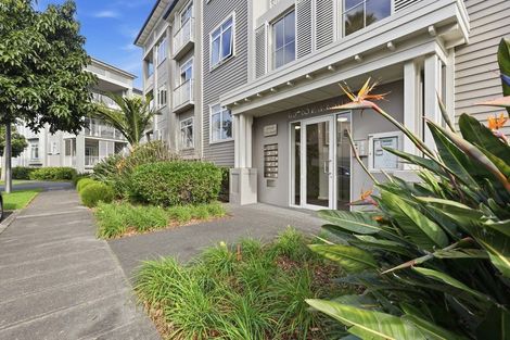 Photo of property in 73 Parkside Drive, Orewa, 0931