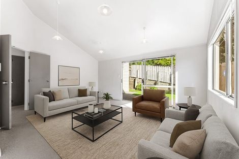 Photo of property in 2/372 Whangaparaoa Road, Stanmore Bay, Whangaparaoa, 0932