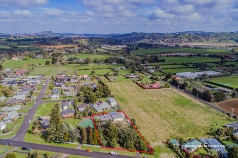 Photo of property in 15 Saint Johns Avenue, Tuakau, 2121