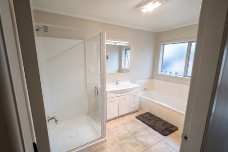 Photo of property in 44 Hokio Beach Road, Levin, 5510