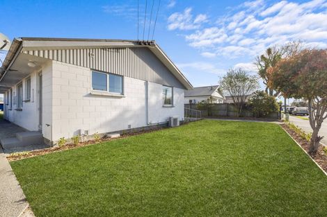 Photo of property in 1/52 North Avon Road, Richmond, Christchurch, 8013