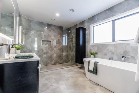 Photo of property in 142 Amesbury Drive, Churton Park, Wellington, 6037