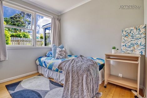 Photo of property in 42 Park Road, Glenfield, Auckland, 0629