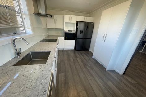 Photo of property in 64 Hunt Street, Andersons Bay, Dunedin, 9013
