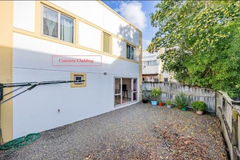 Photo of property in Emery Gardens, 4/4 Ambrico Place, New Lynn, Auckland, 0600