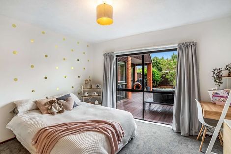 Photo of property in 16 Lancewood Drive, Halswell, Christchurch, 8025