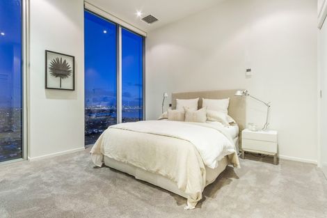 Photo of property in Sentinel Apartments, 2802/3 Northcroft Street, Takapuna, Auckland, 0622