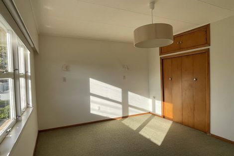 Photo of property in 40-40a Hamblyn Street, Strandon, New Plymouth, 4312