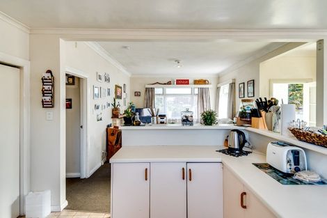 Photo of property in 22 Barton Avenue, Marewa, Napier, 4110