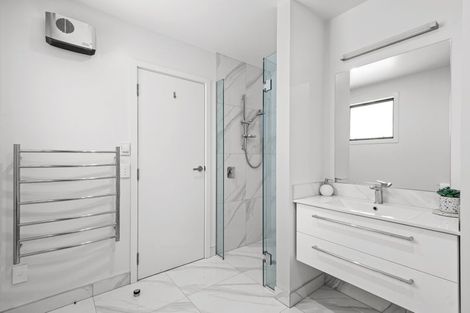 Photo of property in 12 Waenga Drive, Cromwell, 9310