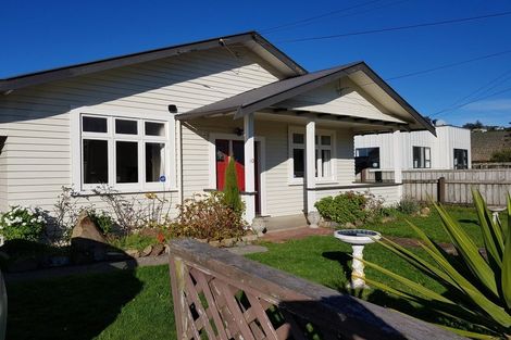 Photo of property in 10 Retter Street, Paparangi, Wellington, 6037
