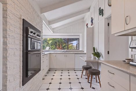 Photo of property in 2/62 Murray Place, St Albans, Christchurch, 8014
