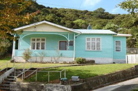 Photo of property in 7 Reuben Grove, Naenae, Lower Hutt, 5011