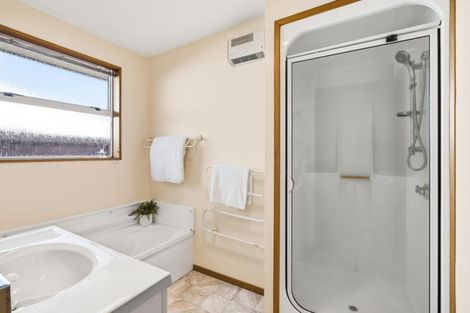 Photo of property in 83 Vivian Street, Burwood, Christchurch, 8083