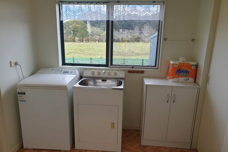 Photo of property in 6 Allman Drive, Coromandel, 3506