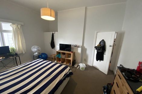 Photo of property in 8 Shannon Street, Mount Victoria, Wellington, 6011