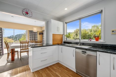 Photo of property in 11 Glenrae Grove, Silverstream, Upper Hutt, 5019