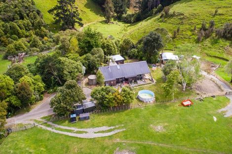 Photo of property in 275 Pohangina Road, Ashhurst, 4884