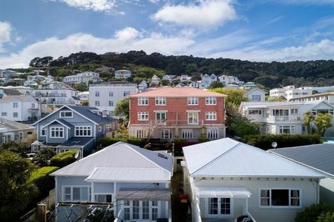 Photo of property in Hamilton Flats, 9a Hawker Street, Mount Victoria, Wellington, 6011