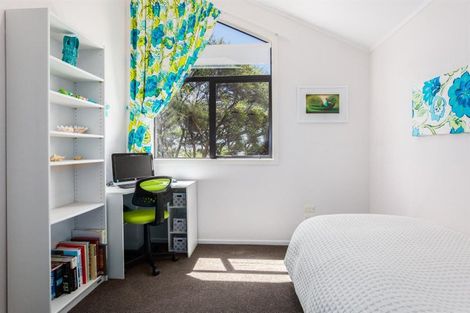 Photo of property in 42 James Cook Drive, Whitby, Porirua, 5024