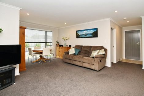 Photo of property in 1/28 Kirsten Place, Parklands, Christchurch, 8083