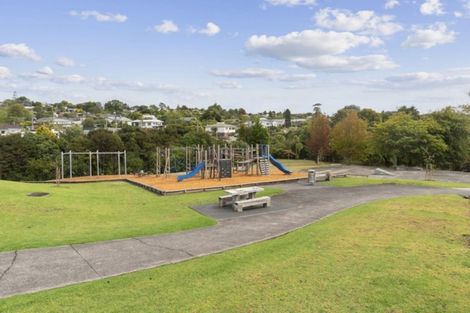 Photo of property in 2/103 Glendale Road, Glen Eden, Auckland, 0602