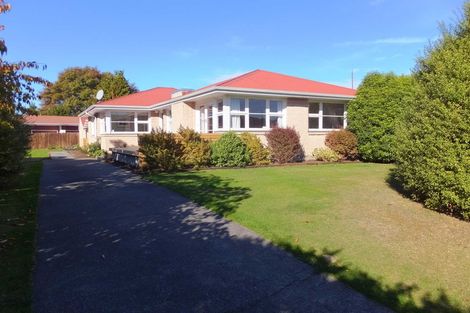 Photo of property in 2 Longmuir Street, Ilam, Christchurch, 8041