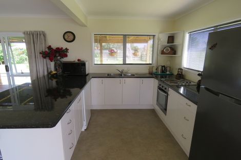 Photo of property in 16 Weka Street, Ahipara, Kaitaia, 0481