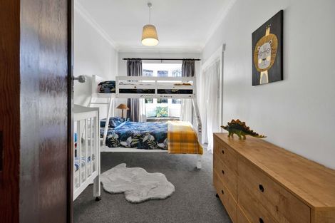 Photo of property in 48 Maire Street, Inglewood, 4330