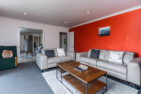 Photo of property in 15 Diamond Court, Ashhurst, 4810