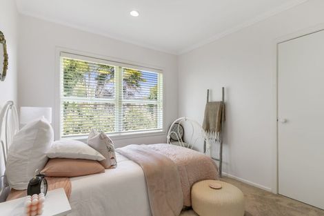 Photo of property in 10 Etherege Place, Howick, Auckland, 2014